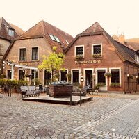 Domschenke Groll - Verena Ahmann - Die Bierdame Domschenke Groll
